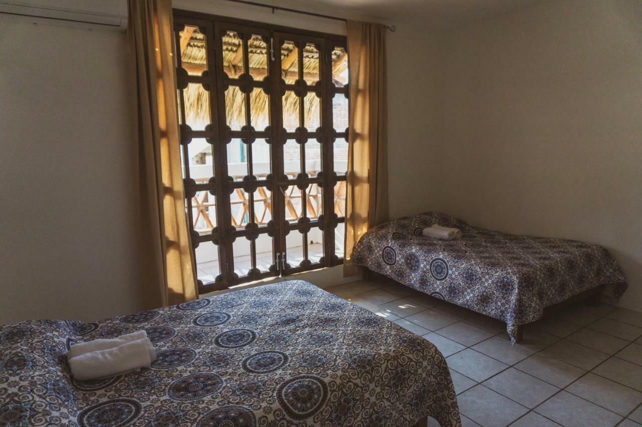 Nomad Beach House Hotel Пуерто Ескондидо Екстериор снимка