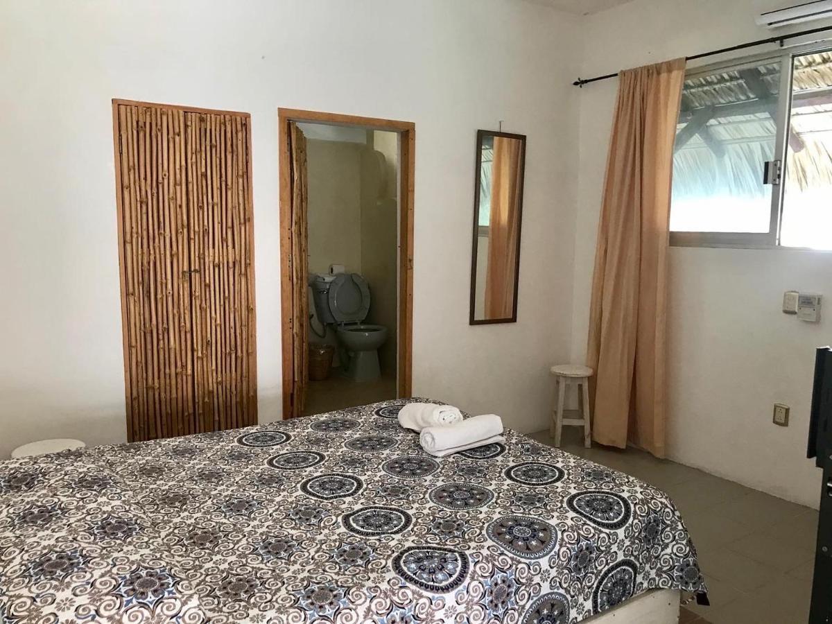 Nomad Beach House Hotel Пуерто Ескондидо Екстериор снимка